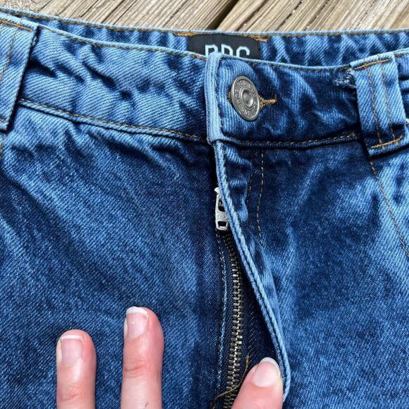 BDG High-Waisted Wide Leg Gaucho Jeans Size 25 Waist - Picture 11 of 12